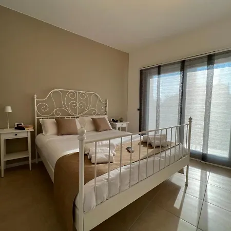 Alexandra's Superior