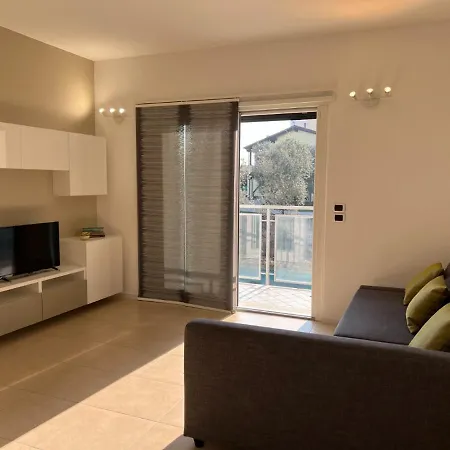 Alexandra's Superior * Domaso